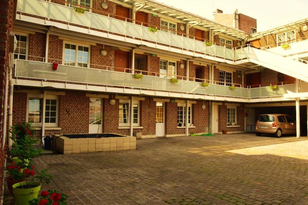 Modern'Hotel Valenciennes Exterior photo